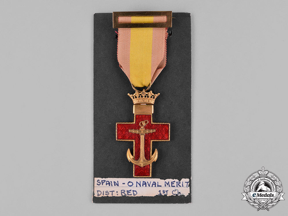 spain,_franco_period._an_order_of_naval_merit,_i_class_cross,_red_distinction,_c.1950_c18-029284
