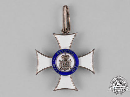 württemberg,_kingdom._a_military_merit_order,_knight’s_cross,_c.1916_c18-029286