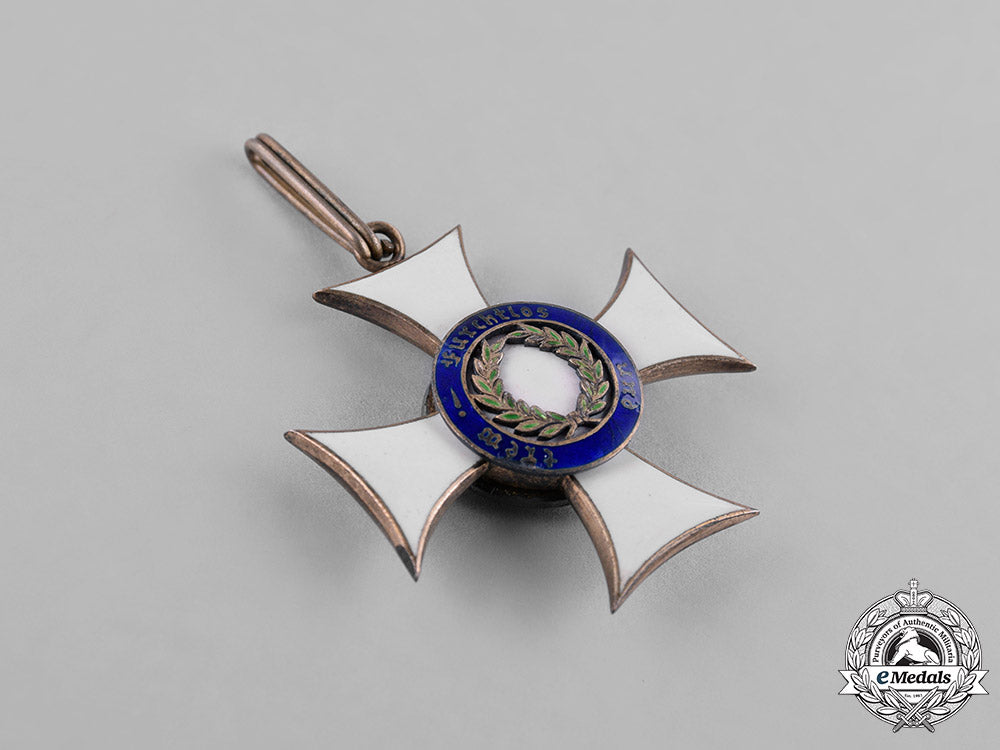 württemberg,_kingdom._a_military_merit_order,_knight’s_cross,_c.1916_c18-029288