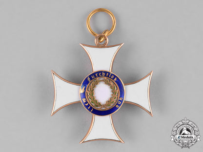 württemberg,_kingdom._a_military_merit_order_in_gold,_knight’s_cross,_c.1914_c18-029311