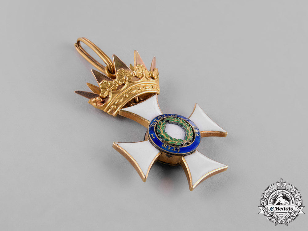württemberg,_kingdom._a_military_merit_order_in_gold,_knight’s_cross,_c.1865_c18-029343