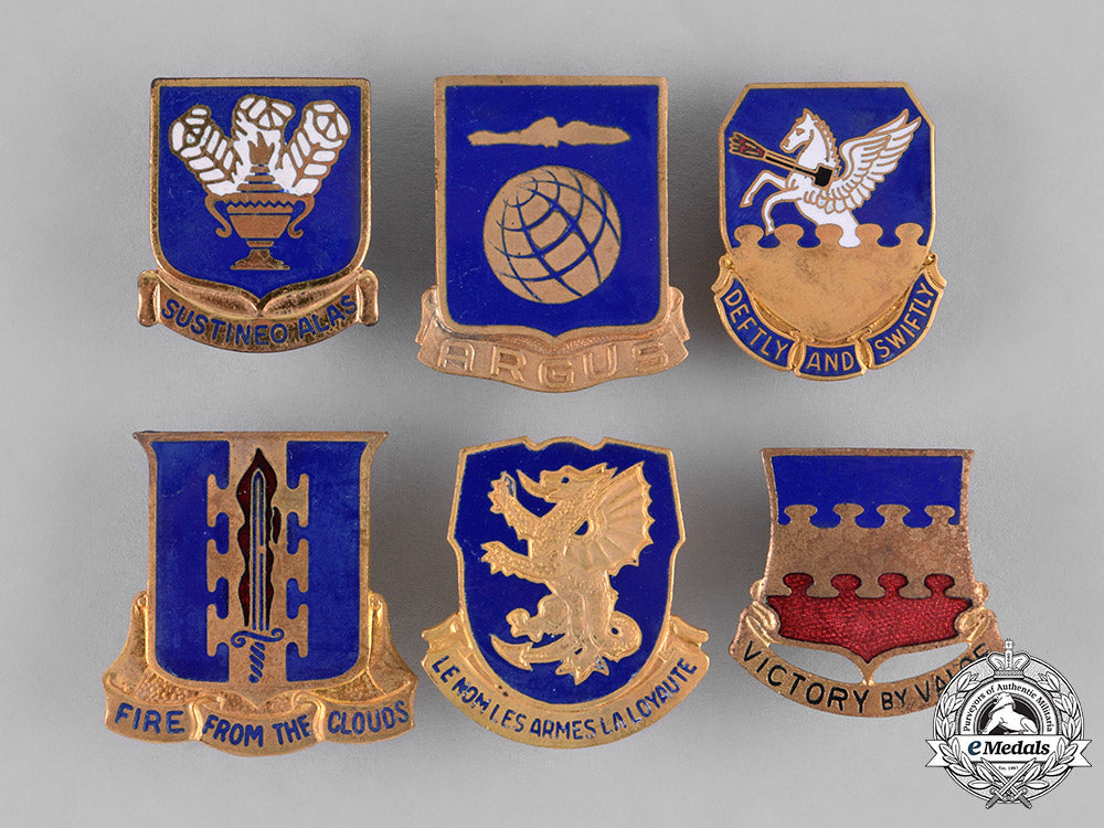 united_states._forty-_nine_regimental_insignia_badges_c18-029582