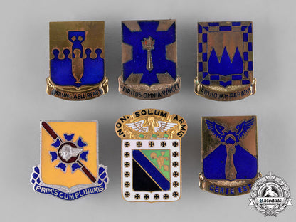 united_states._forty-_nine_regimental_insignia_badges_c18-029584