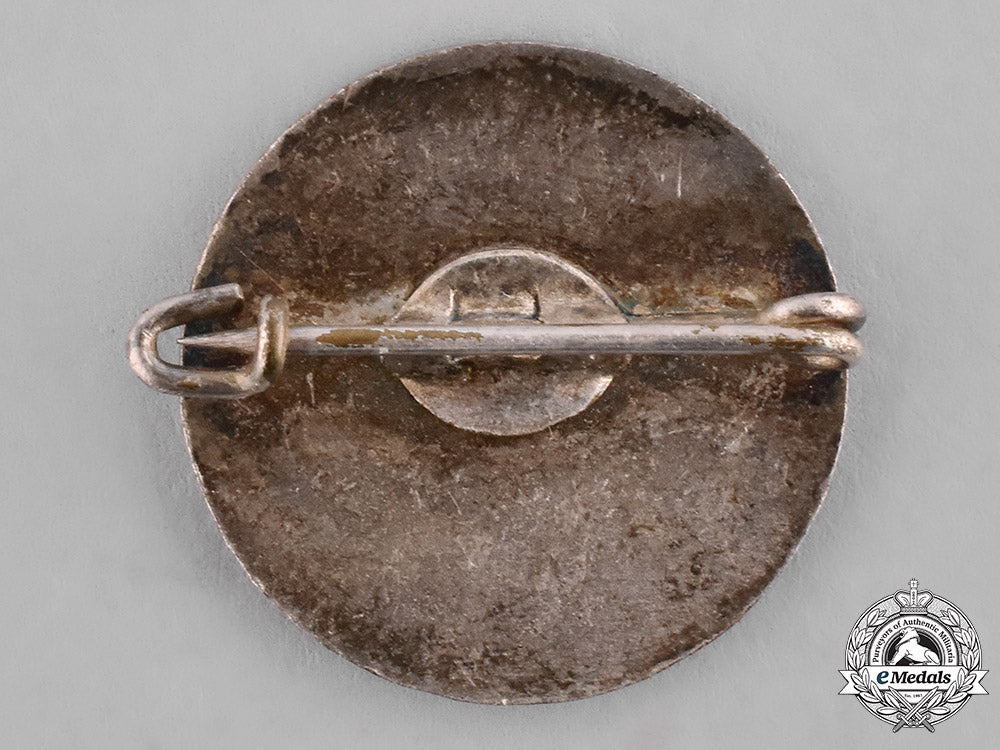 germany,_dlv._a_german_air_sports_association(_dlv)_class“_b”_gliding_proficiency_badge_c18-029612