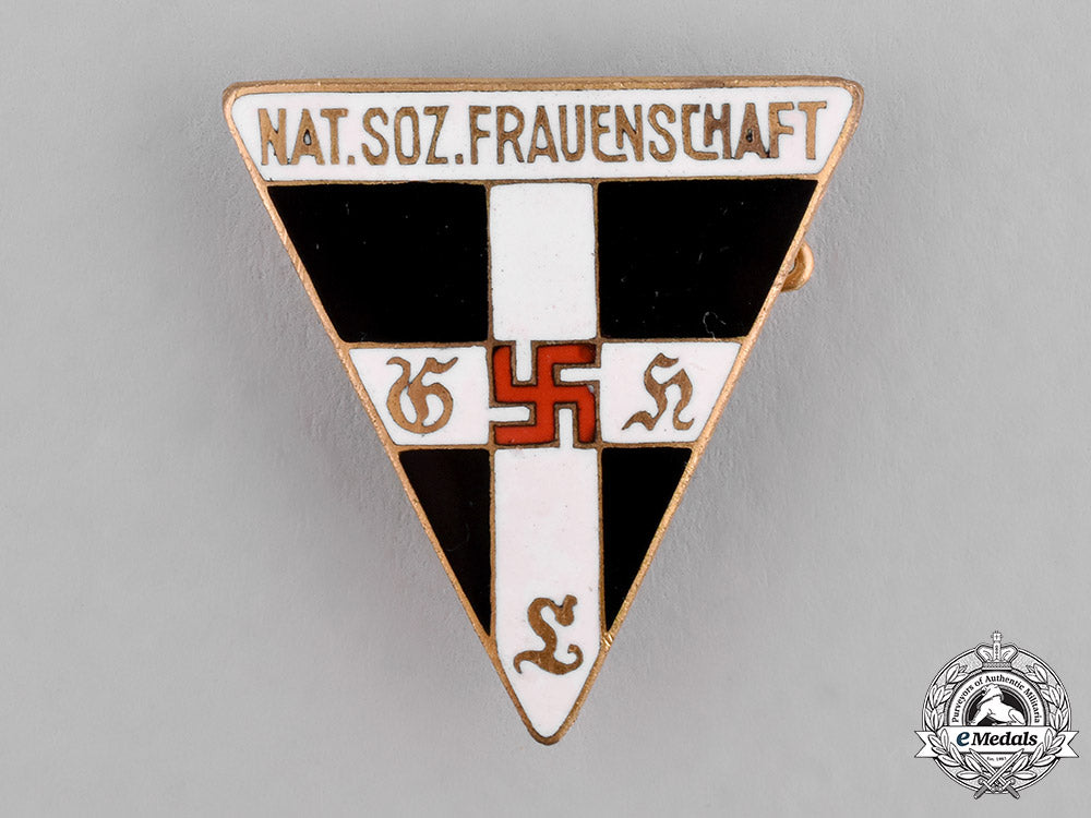germany,_third_reich._a_national_socialist_women’s_league_badge,_by_otto_fechler_c18-029649