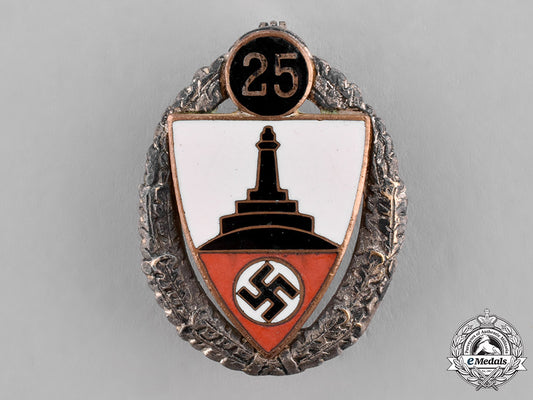 germany,_third_reich._a25-_year_kyffhäuser_veterans_organization_badge,_by_deschler&_söhne_c18-029652