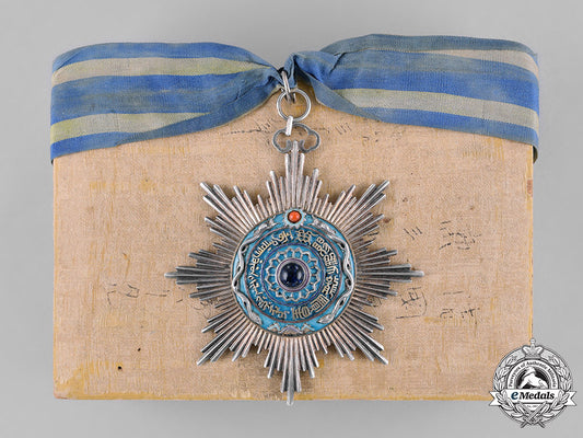 china,_qing_dynasty._an_imperial_order_of_the_double_dragon,_iii_class,_ii_grade,_c.1910_c18-029771