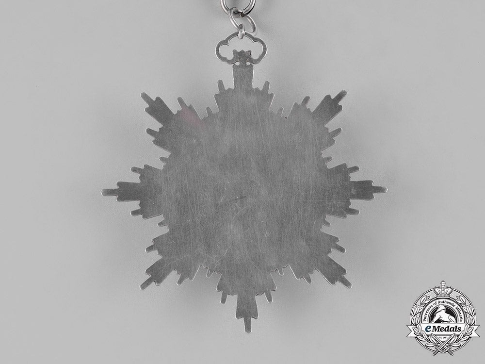 china,_qing_dynasty._an_imperial_order_of_the_double_dragon,_iii_class,_ii_grade,_c.1910_c18-029774