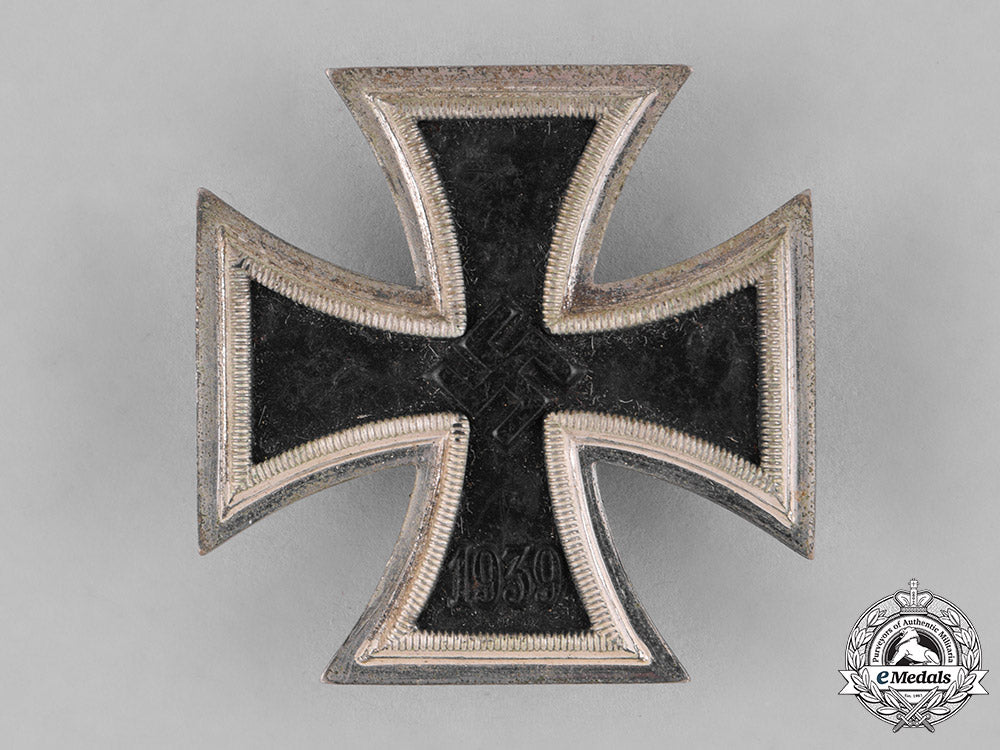 germany,_wehrmacht._a_cased_i._class_iron_cross1939,_by_steinhauer&_lück_c18-029918