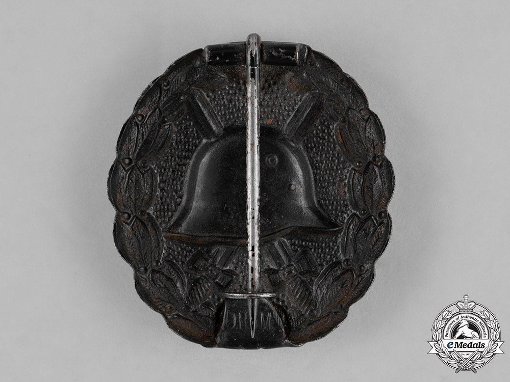 germany,_empire-_third_reich._three_black_grade_wound_badges_c18-030170