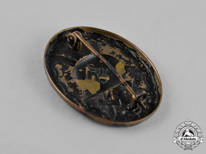 germany,_empire-_third_reich._three_black_grade_wound_badges_c18-030183