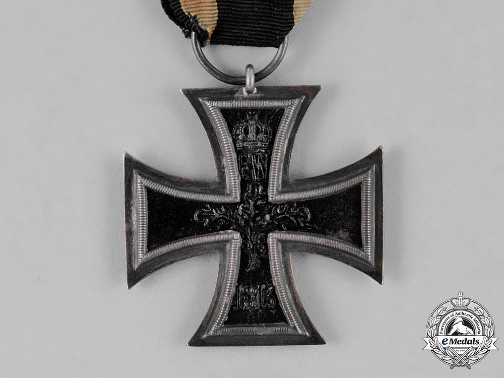 prussia,_kingdom._a_i._class_iron_cross1914_with_a_clasp_to_the_ii._class_iron_cross1939,_second_type_c18-030202