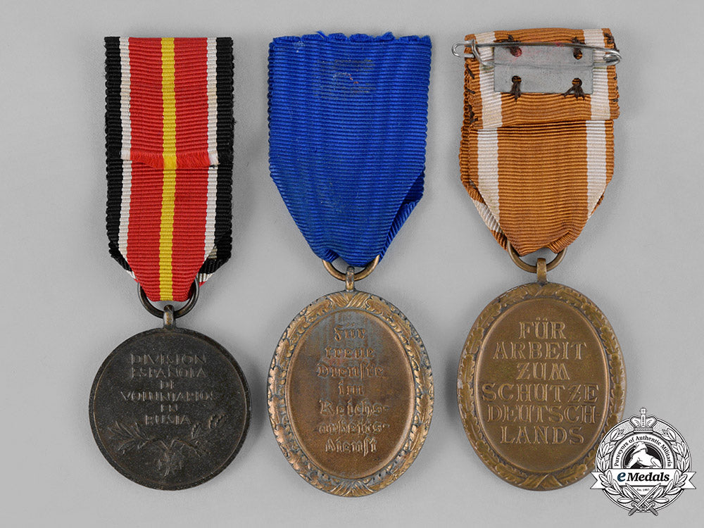 germany,_third_reich._three_third_reich_german_medals,_awards,_and_decorations_c18-030209