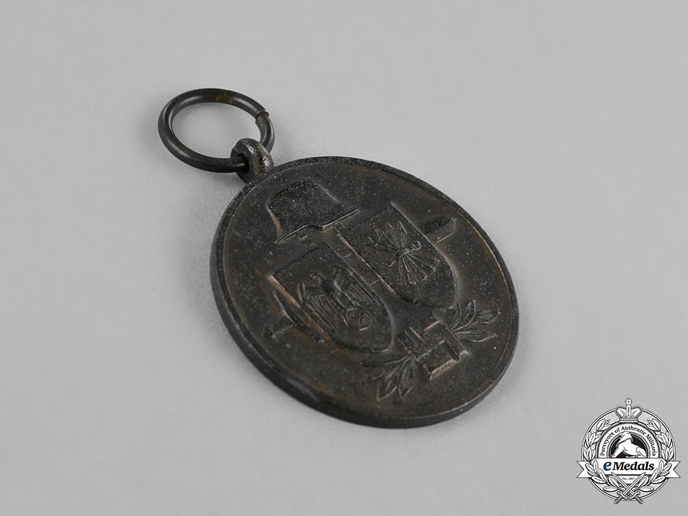 germany,_third_reich._three_third_reich_german_medals,_awards,_and_decorations_c18-030212