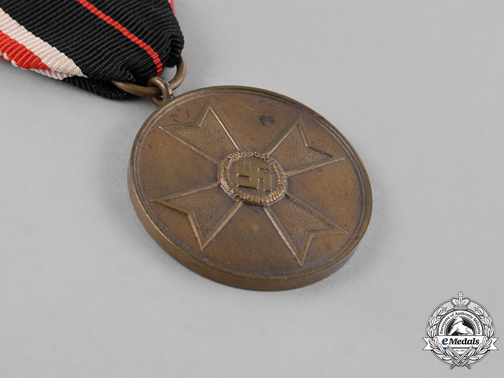 germany,_heer._four_wehrmacht_heer(_army)_medals,_awards,_and_decorations_c18-030239