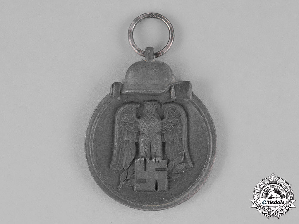 germany,_heer._three_wehrmacht_heer(_army)_medals,_awards,_and_decorations_c18-030255