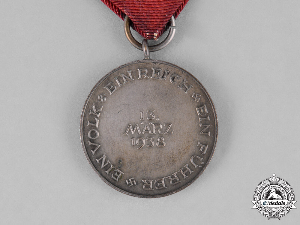 germany,_heer._three_wehrmacht_heer(_army)_medals,_awards,_and_decorations_c18-030260