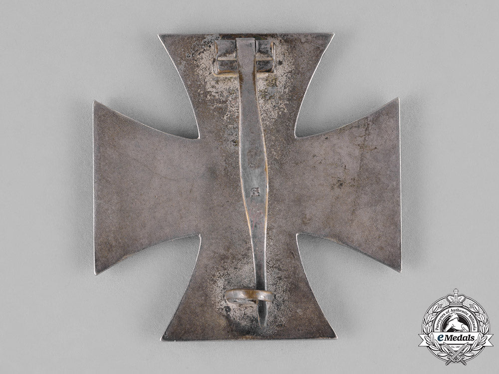 germany,_wehrmacht._a_i._class_iron_cross1939,_by_fritz_zimmermann_c18-030263