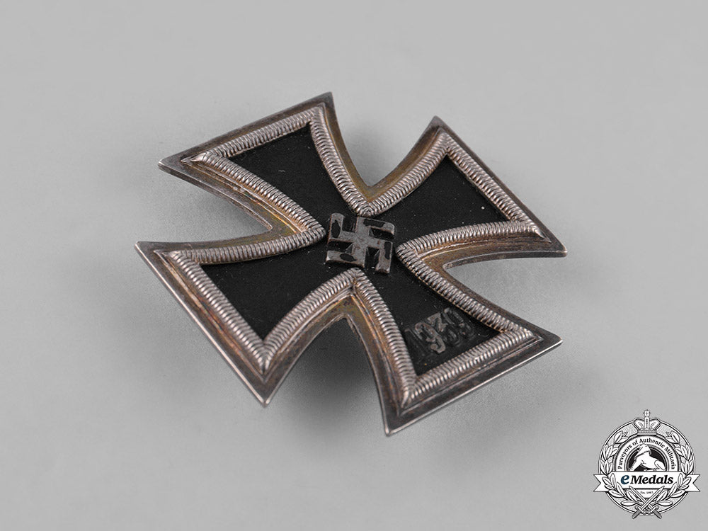 germany,_wehrmacht._a_i._class_iron_cross1939,_by_fritz_zimmermann_c18-030264