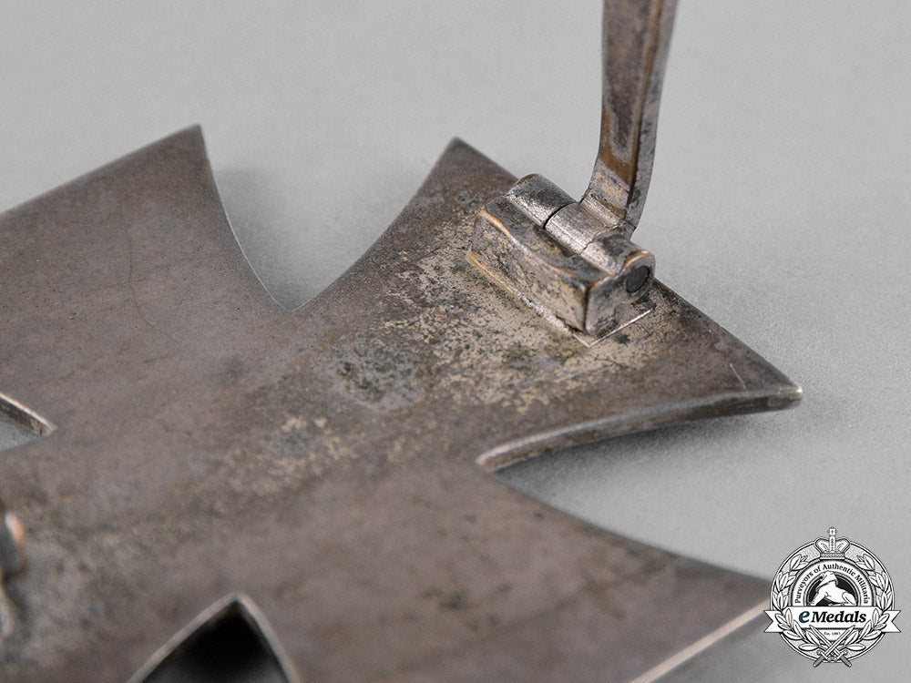 germany,_wehrmacht._a_i._class_iron_cross1939,_by_fritz_zimmermann_c18-030267