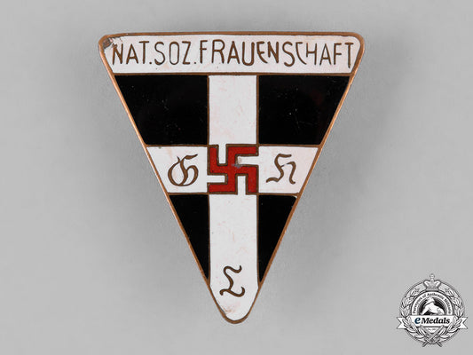 germany,_ns-_frauenschaft._a_national_socialist_women’s_league_member’s_badge_c18-030330