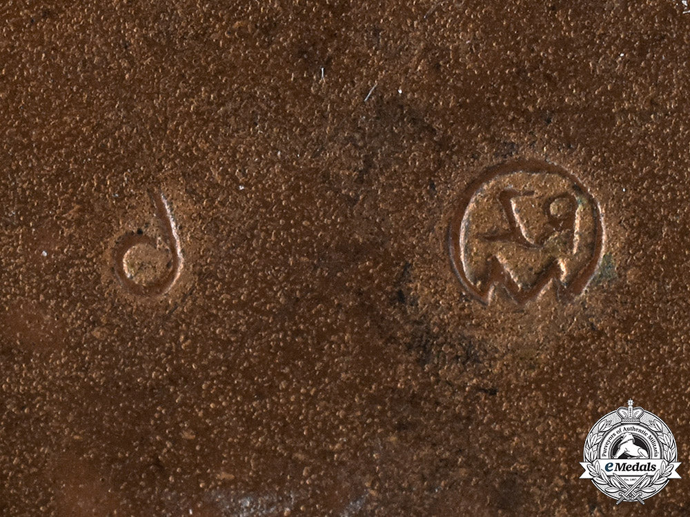 germany,_ns-_frauenschaft._a_national_socialist_women’s_league_member’s_badge_c18-030333