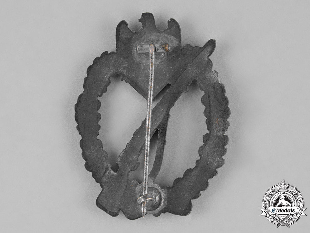 germany,_wehrmacht._an_infantry_assault_badge,_silver_grade,_by_deschler&_sohn_c18-030335