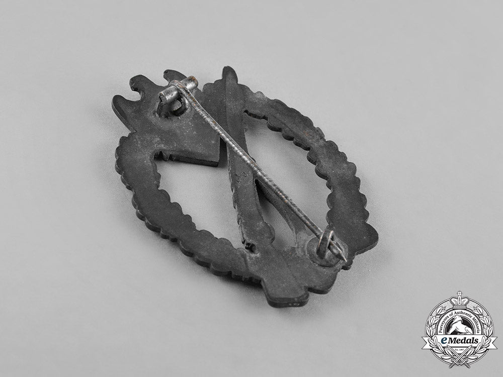 germany,_wehrmacht._an_infantry_assault_badge,_silver_grade,_by_deschler&_sohn_c18-030336