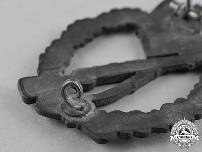 germany,_wehrmacht._an_infantry_assault_badge,_silver_grade,_by_deschler&_sohn_c18-030339