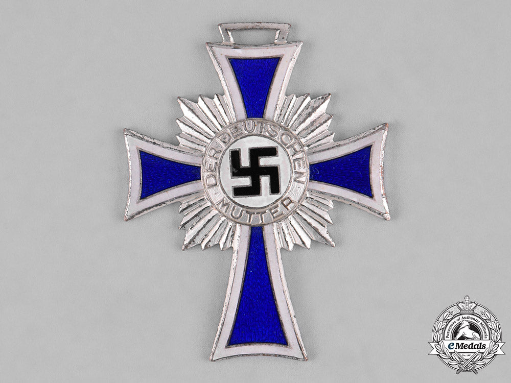 germany,_third_reich._an_honour_cross_of_the_german_mother,_silver_grade_c18-030346