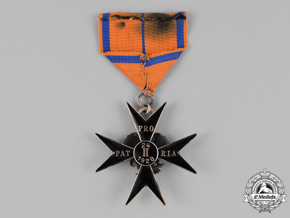 estonia._an_order_of_the_eagle_cross,_v_class_knight,_c.1930_c18-030390