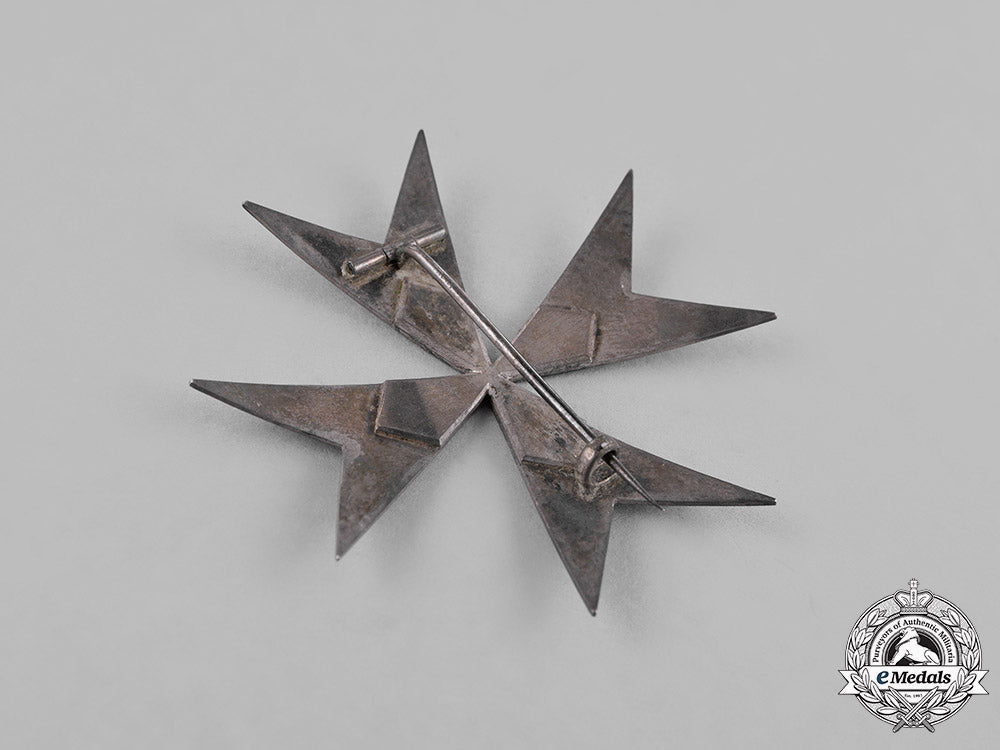 prussia,_kingdom._an_order_of_st._john,_officer’s_breast_star,_c.1880_c18-030492