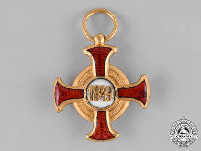 austria,_imperial._two_austrian_merit_crosses_c18-030549