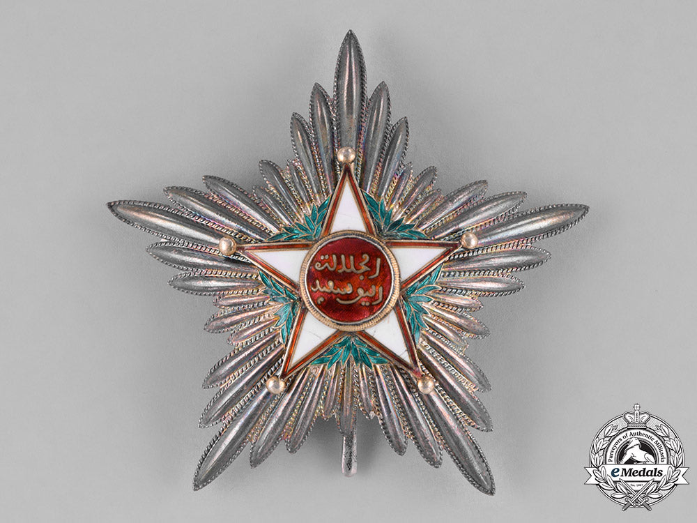 morocco,_french_protectorate._an_order_of_ouissam_alaouite,_ii_class_grand_officer,_by_bertrand,_c.1925_c18-030623