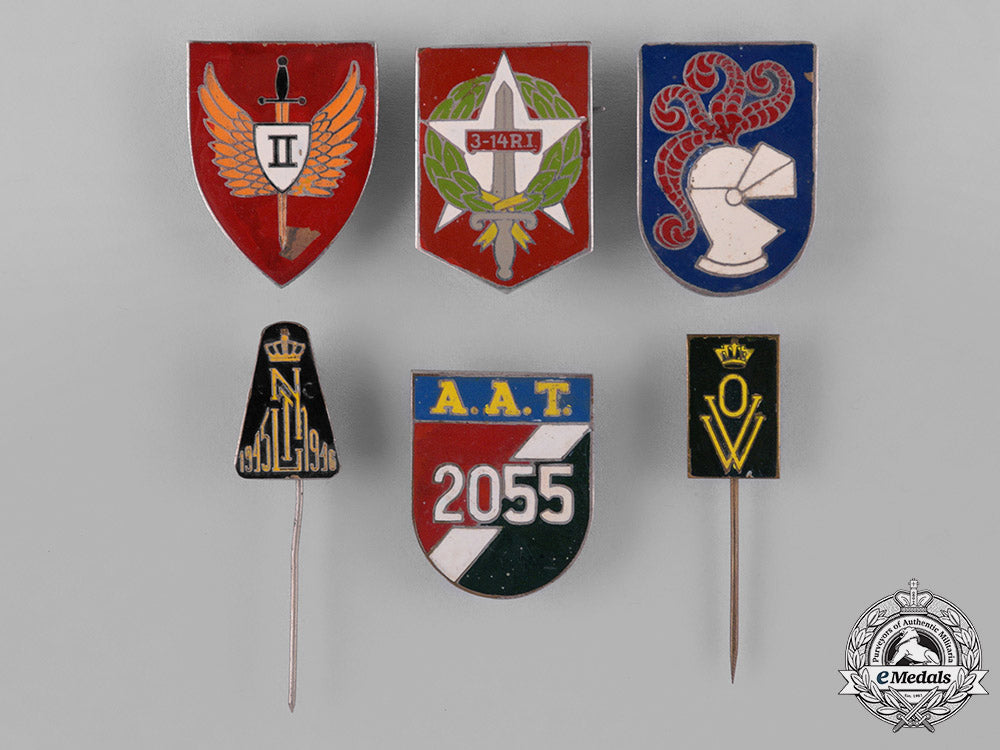 netherlands,_kingdom._twenty-_four_royal_dutch_army_badges_c18-030633