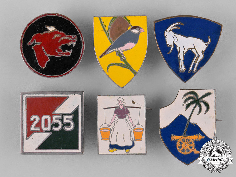 netherlands,_kingdom._twenty-_four_royal_dutch_army_badges_c18-030637
