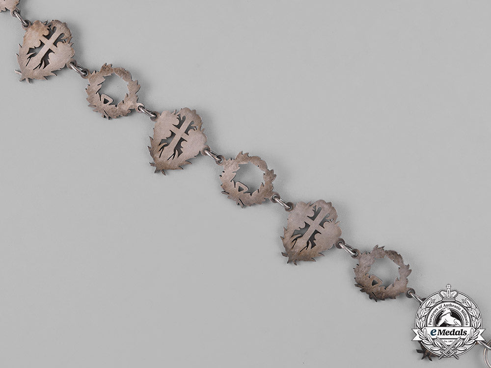 portugal,_republic._an_order_of_st._james_of_the_sword(_gcse),_grand_cross_collar_c.1930_c18-030671