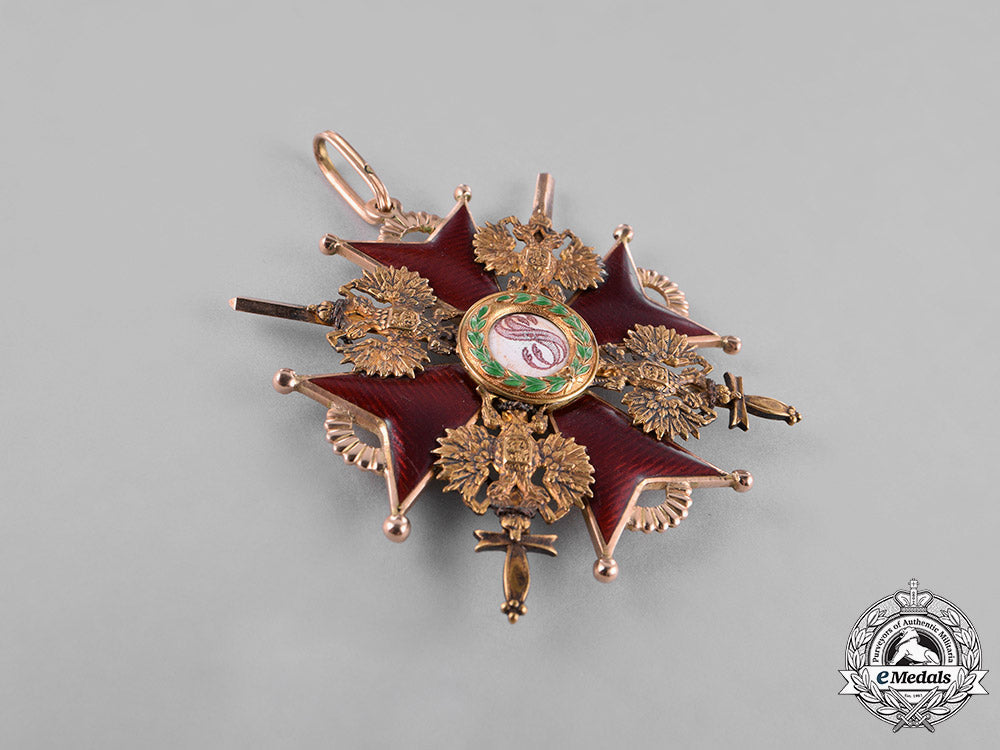 russia,_imperial._an_order_of_saint_stanislaus_in_gold,_i_class_grand_cross_with_swords,_by_eduard,_c.1914_c18-030695