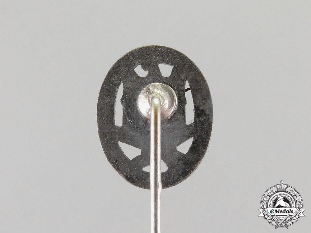 germany._three_miniature_stick_pin_awards_c18-0307