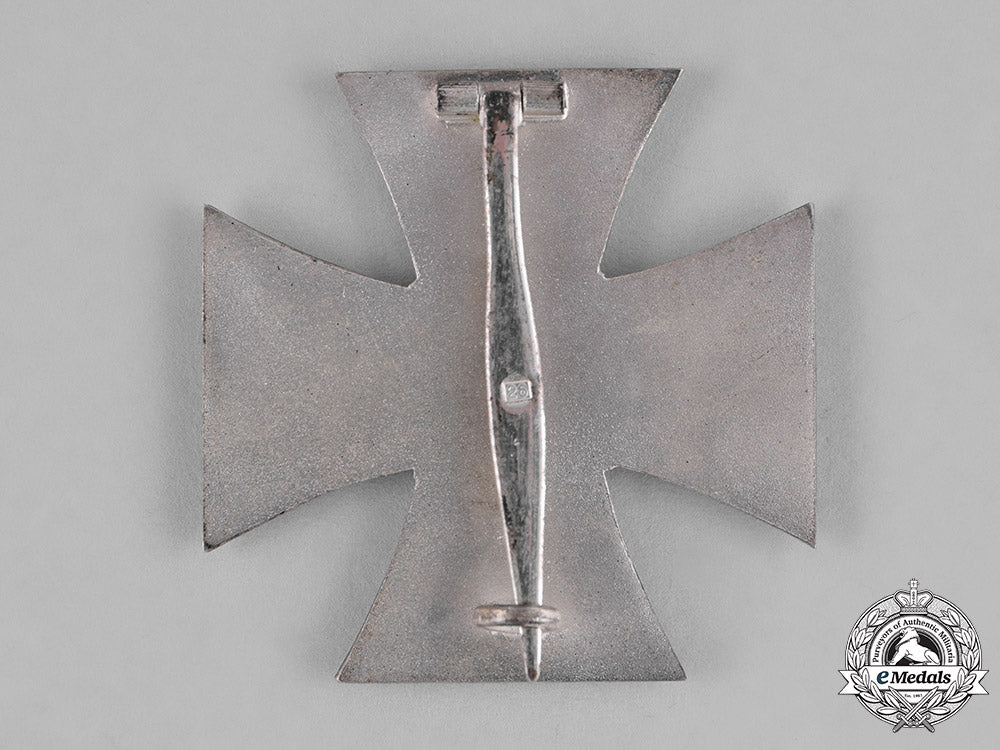 germany,_kriegsmarine._a_collection_of_career_awards,_award_documents,_and_photo_albums_of_friedrich_weilkes._c18-030807_2_1_1_1