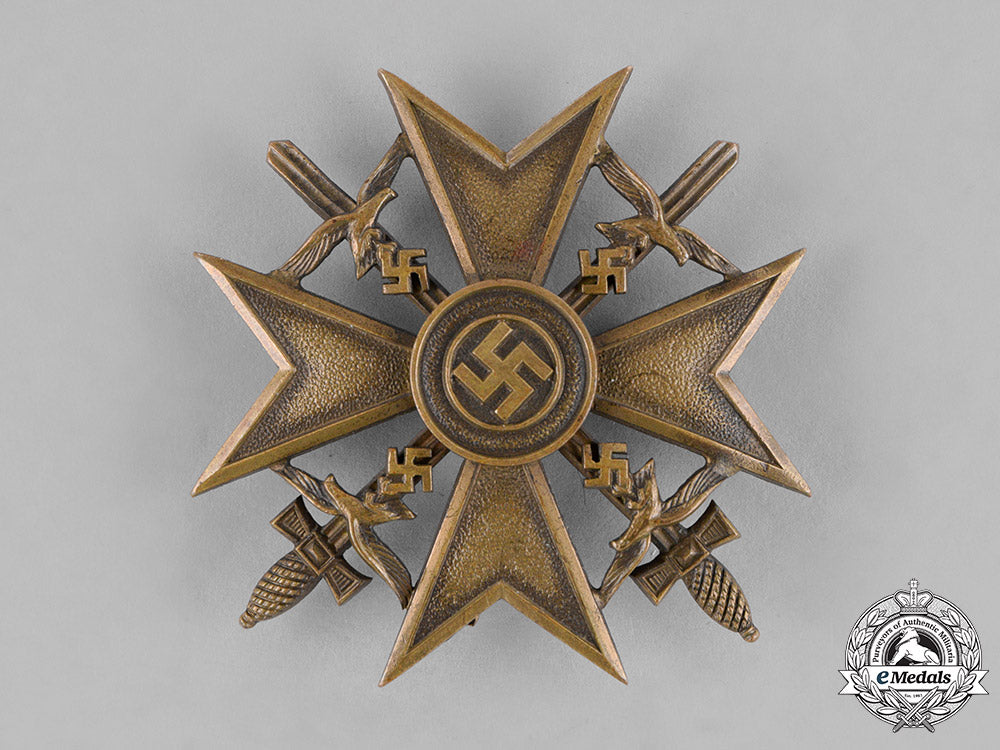 germany,_kriegsmarine._a_collection_of_career_awards,_award_documents,_and_photo_albums_of_friedrich_weilkes._c18-030815_2_1_1_1