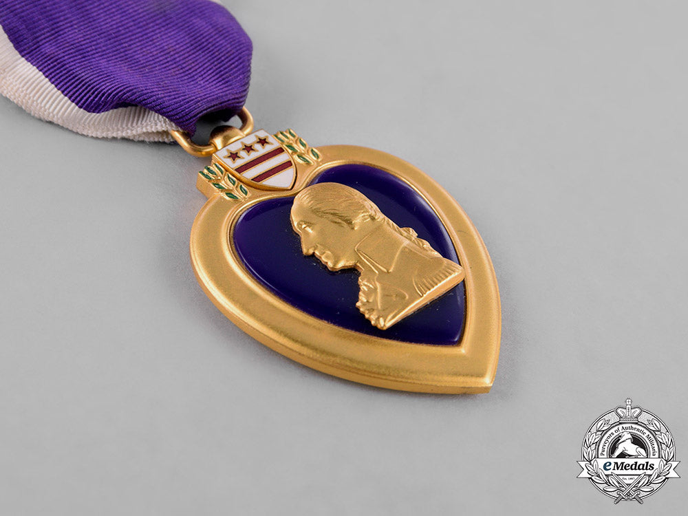 united_states._a_purple_heart_to_technician_carlson,4_th_armored_div,_kia_during_operation_hammelburg,_task_force_baum_c18-030936