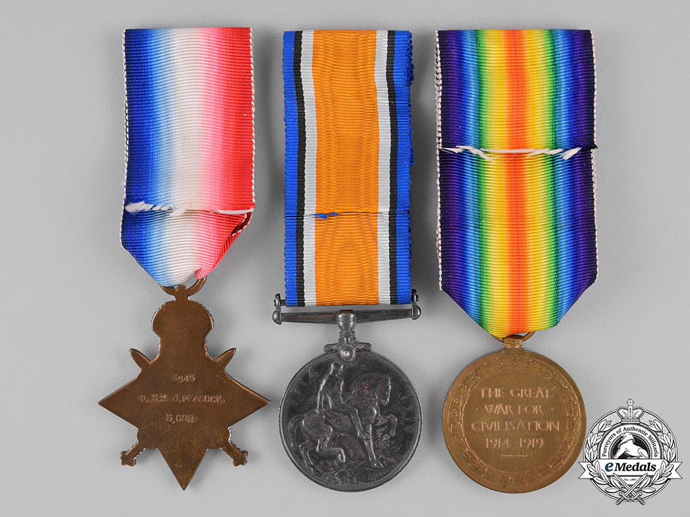 united_kingdom._a_memorial_group_to_sgt_peacock,_royal_scots_guard,_kia1915_battle_of_the_loos_c18-030949