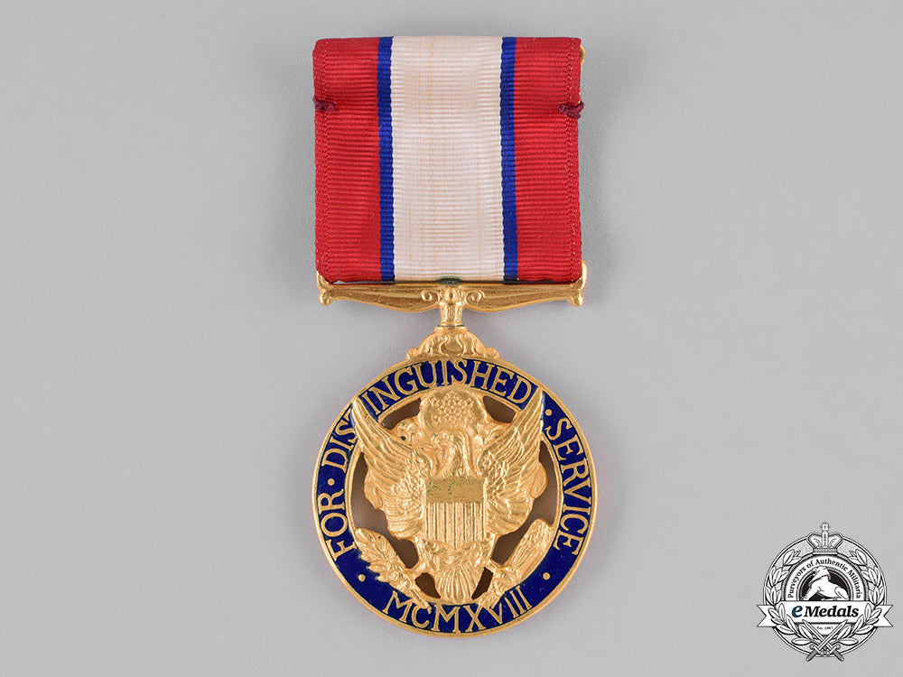 united_states._an_army_distinguished_service_medal,_to_brigadier_general_andrew_j._mcfarland,_usa_c18-031000
