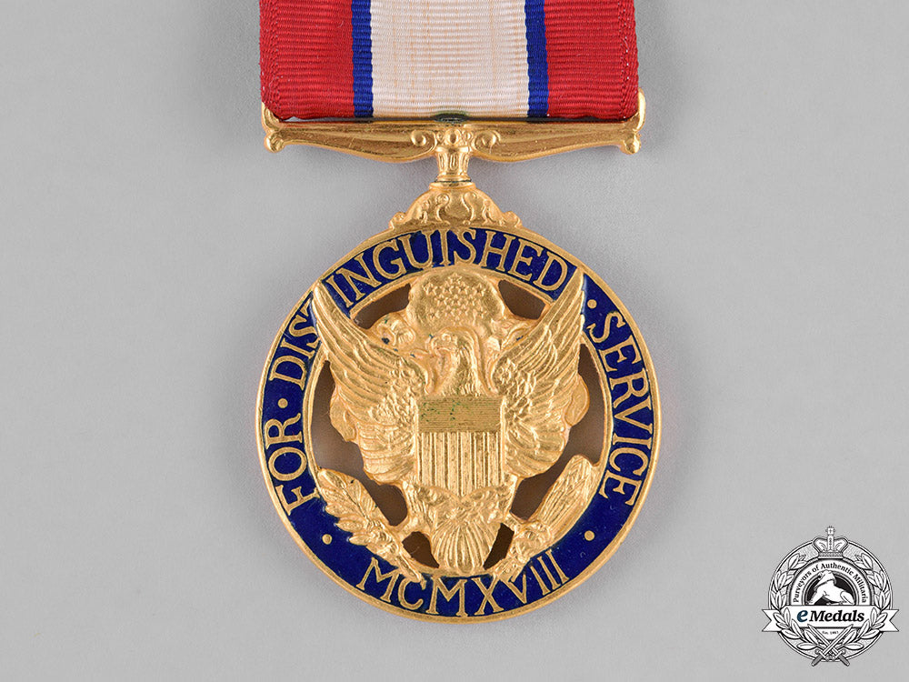 united_states._an_army_distinguished_service_medal,_to_brigadier_general_andrew_j._mcfarland,_usa_c18-031001