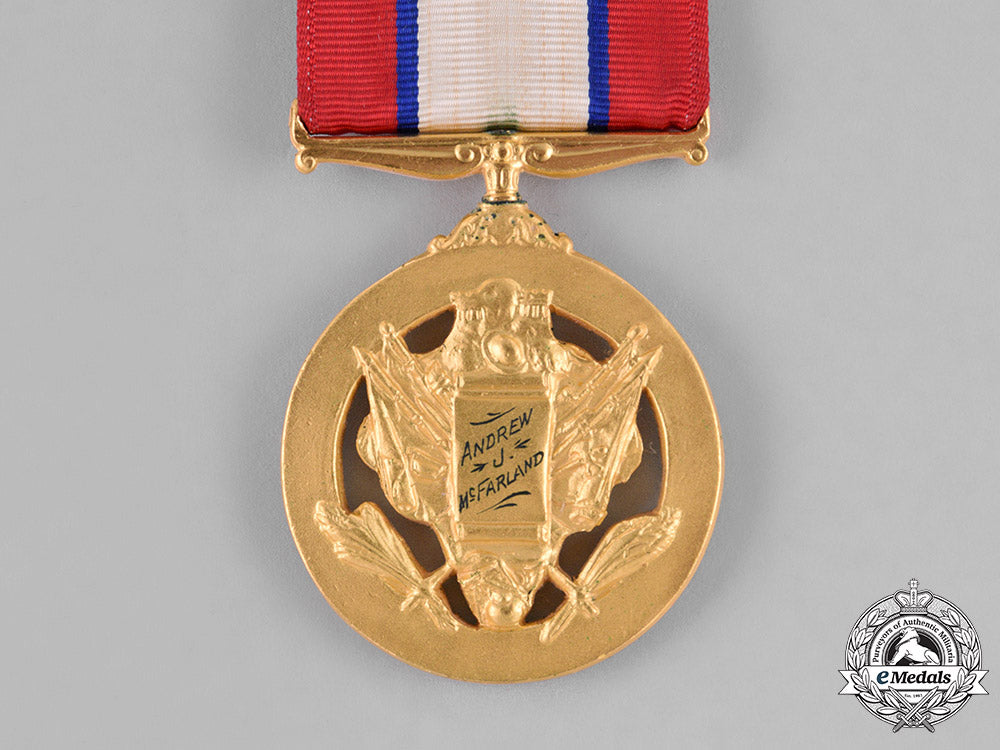 united_states._an_army_distinguished_service_medal,_to_brigadier_general_andrew_j._mcfarland,_usa_c18-031002