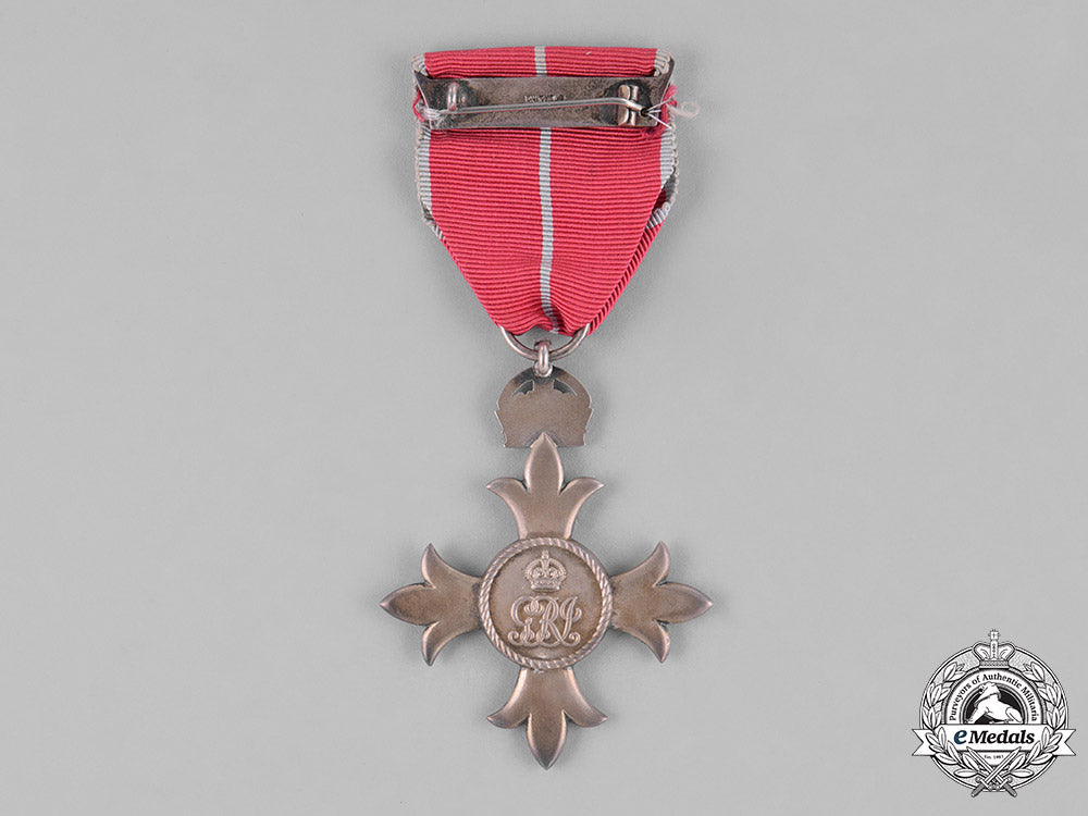 united_kingdom._a_most_excellent_order_of_the_british_empire,_member_with_document,1946._c18-031067