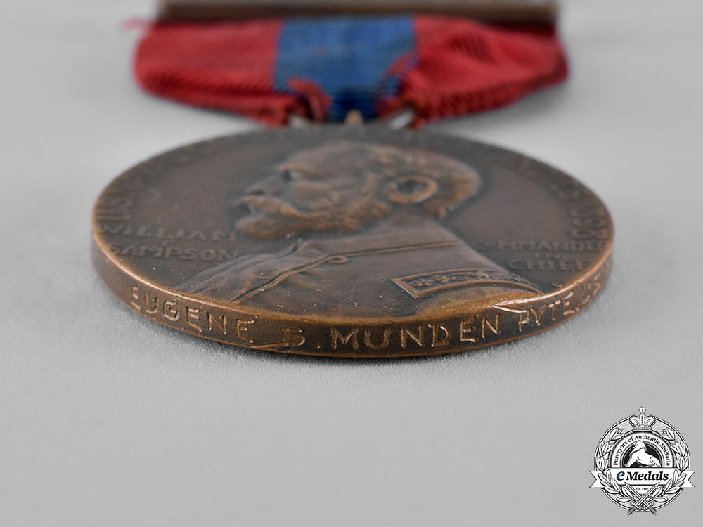 united_states._a_spanish-_american_war_group,_to_private(_later_corporal)_eugene_small_munden,_united_states_marine_corps_c18-031144