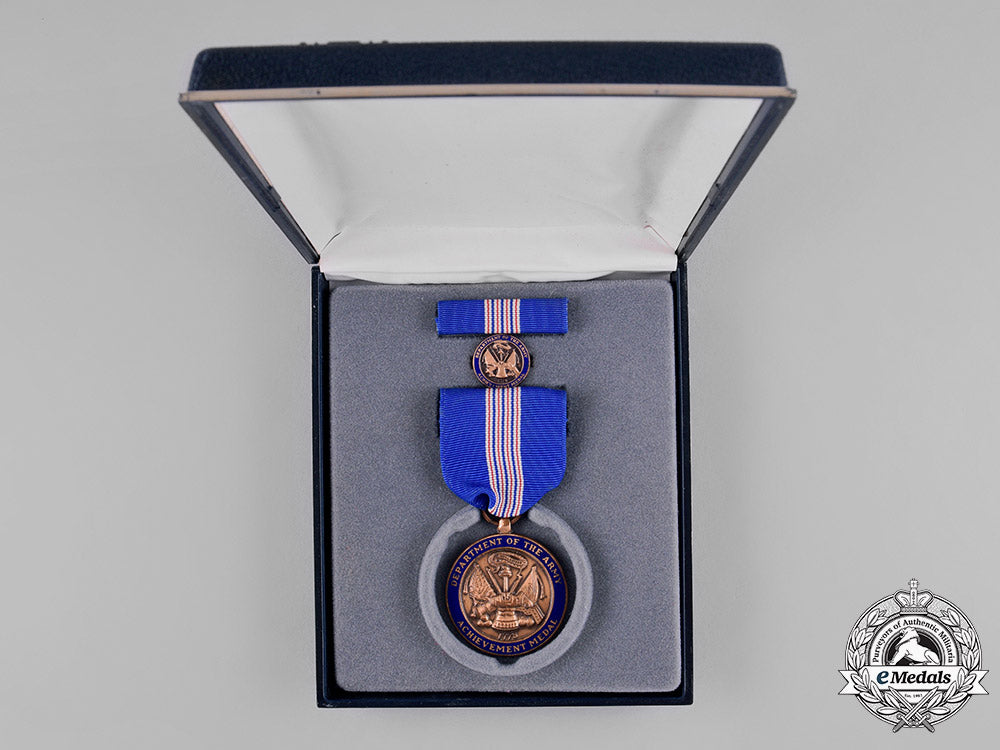 united_states._a_department_of_the_army_achievement_medal_for_civilian_service,_to_dorothy_m._lawrence_c18-031186