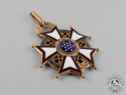 united_states._a_legion_of_merit,_commander,_c.1944_c18-031284